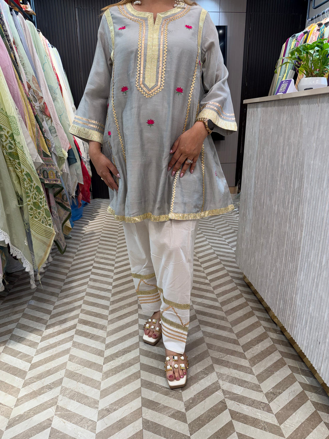 Zohra – Grey Mul Chanderi Gota Work Suit Set