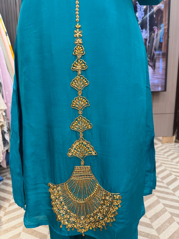 Elara – Rama Green Silk Gold Handwork Embellished Suit