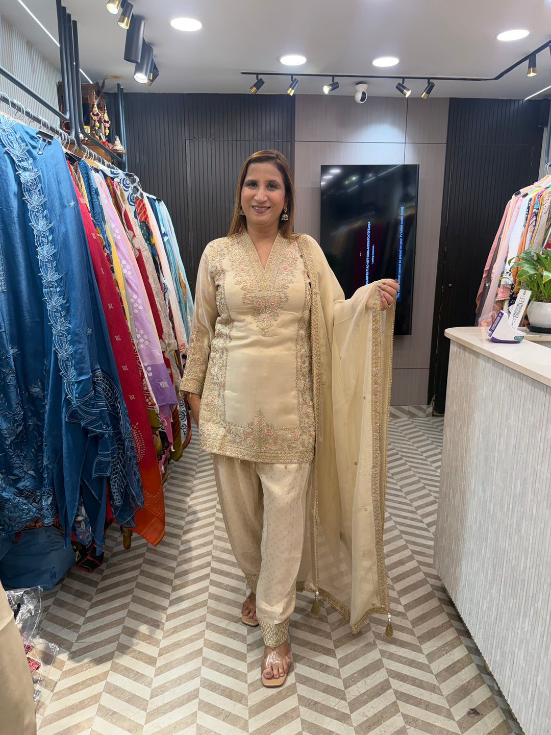 Mahira – Ivory Tissue Pakistani Short Shirt Farshi Salwar Set