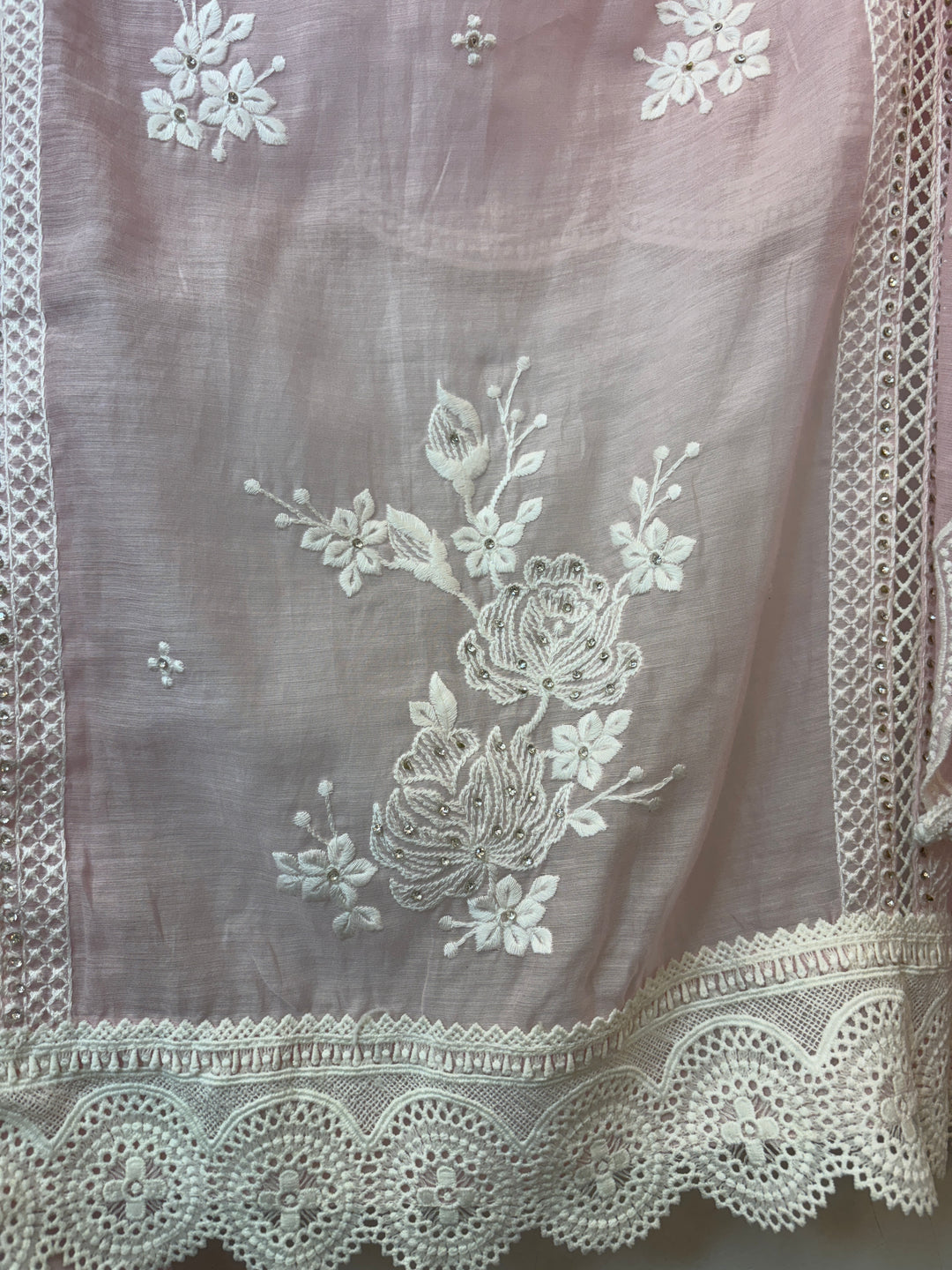 Floresta – Pink Mul Cotton Cutwork Suit