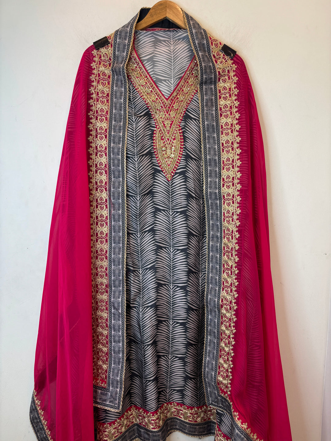 Opalina – Black Opara Silk Dori Work Suit