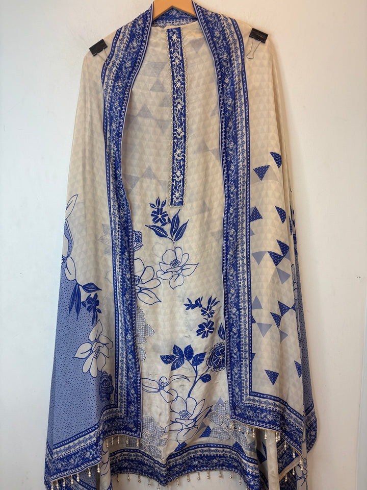 Zariellea – Blue Silk Organza Digital Tassel Suit