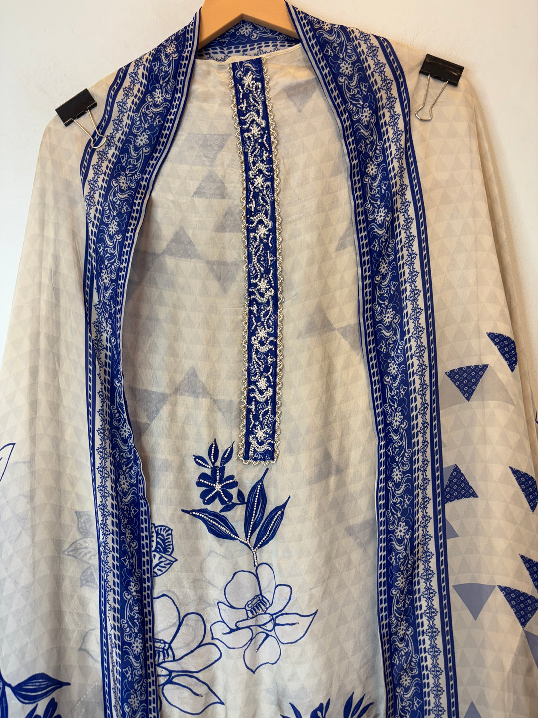 Zariellea – Blue Silk Organza Digital Tassel Suit
