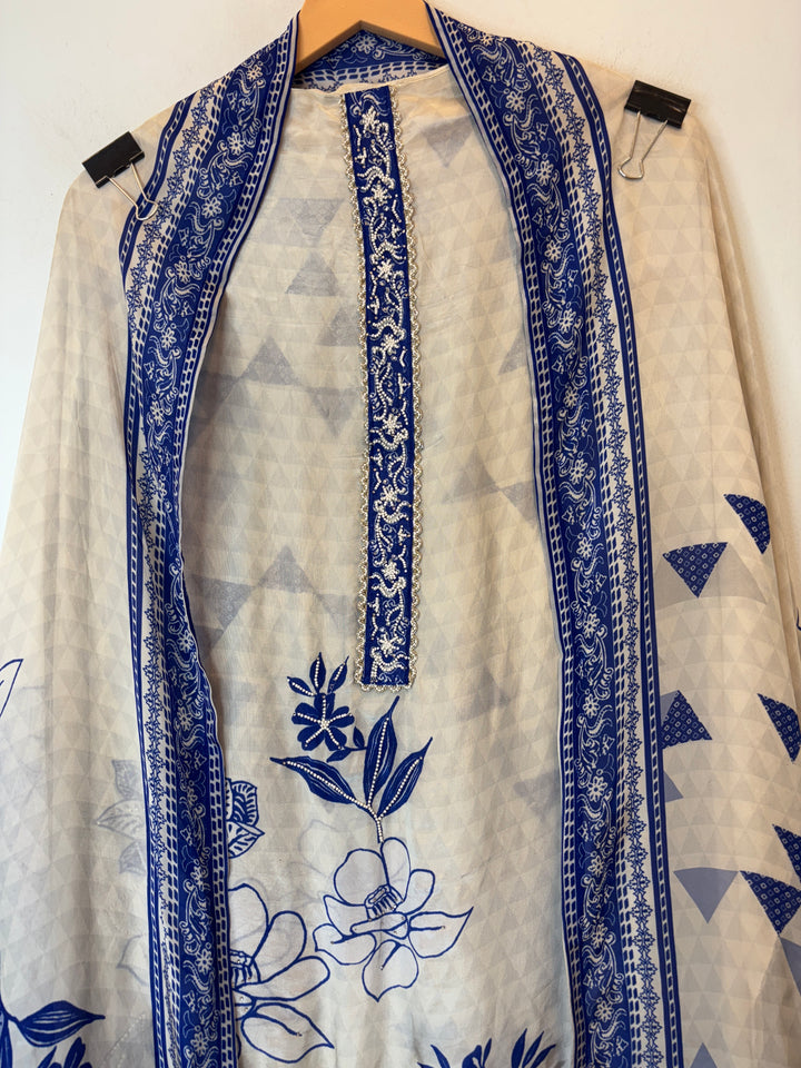 Zariellea – Blue Silk Organza Digital Tassel Suit