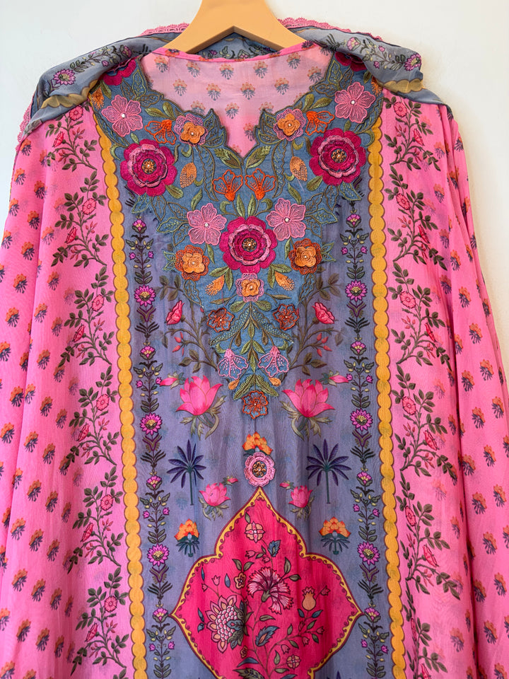 Floreza – Pink Organza 3D Floral Suit