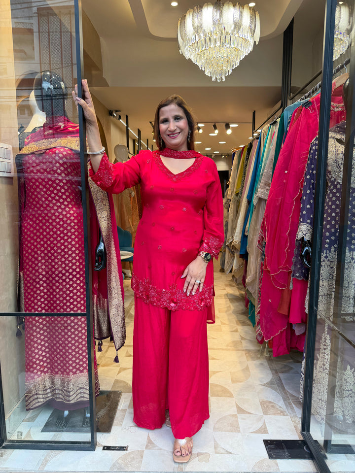 Noor – Red Chinon Pearl Cutdana Sequin 3-Piece Set