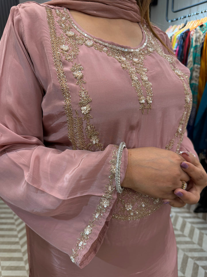 Aaira – Peach Crepe Cutdana Sequin 3-Piece Suit