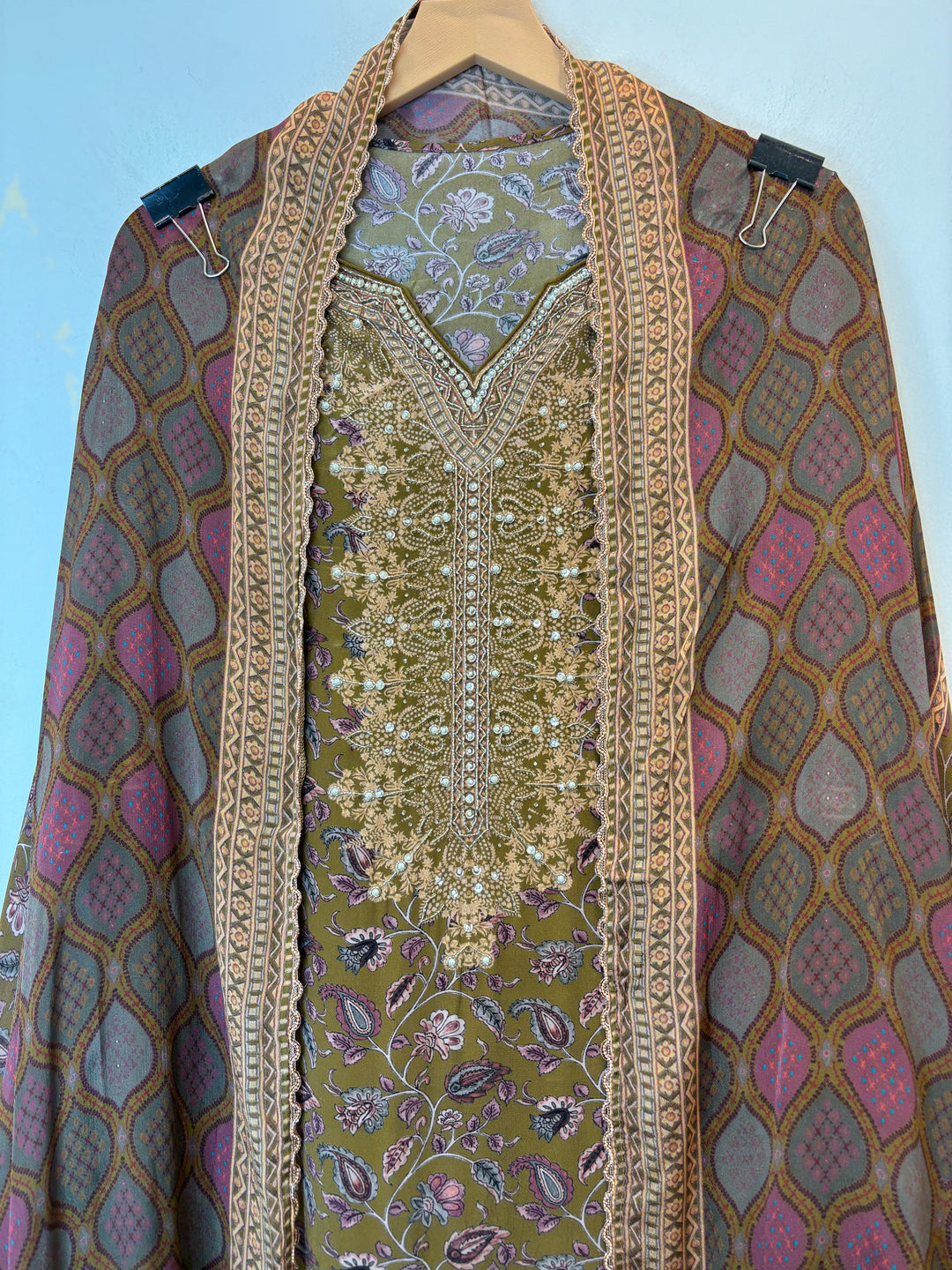 Zarellea – Brown Crepe Digital Pearl Suit
