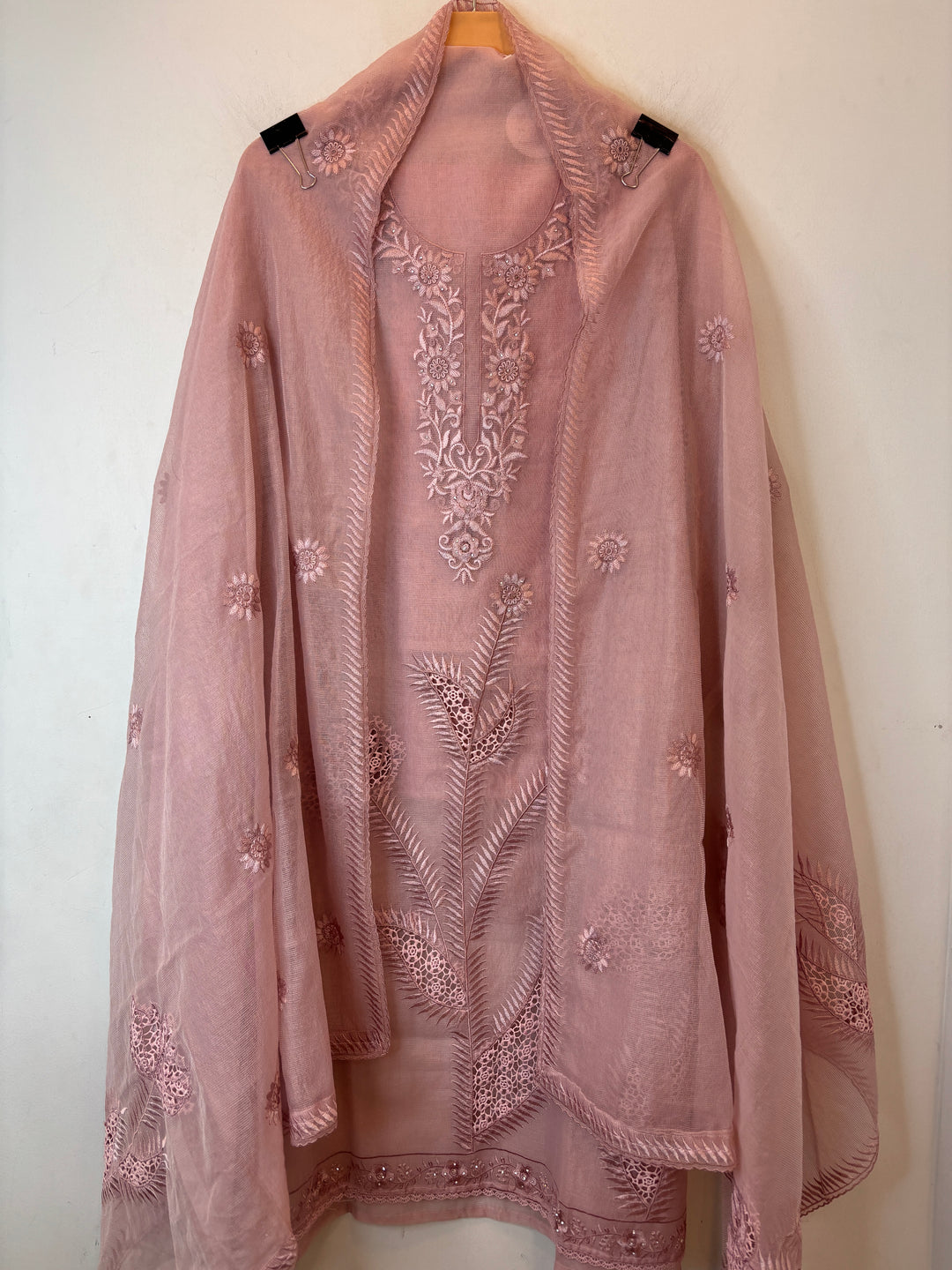 Kavira – Pink Kota Thread Appliqué Suit