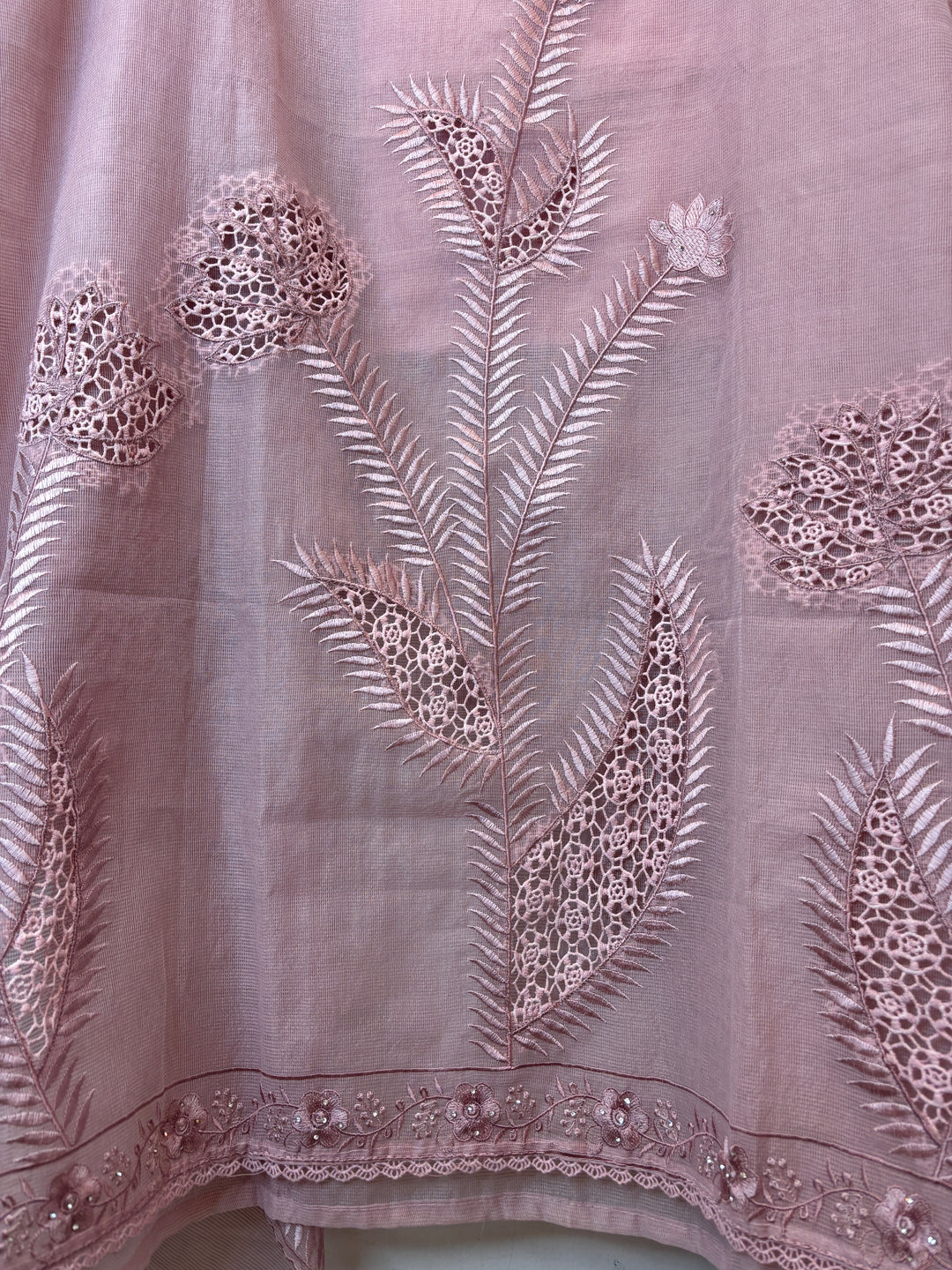 Kavira – Pink Kota Thread Appliqué Suit
