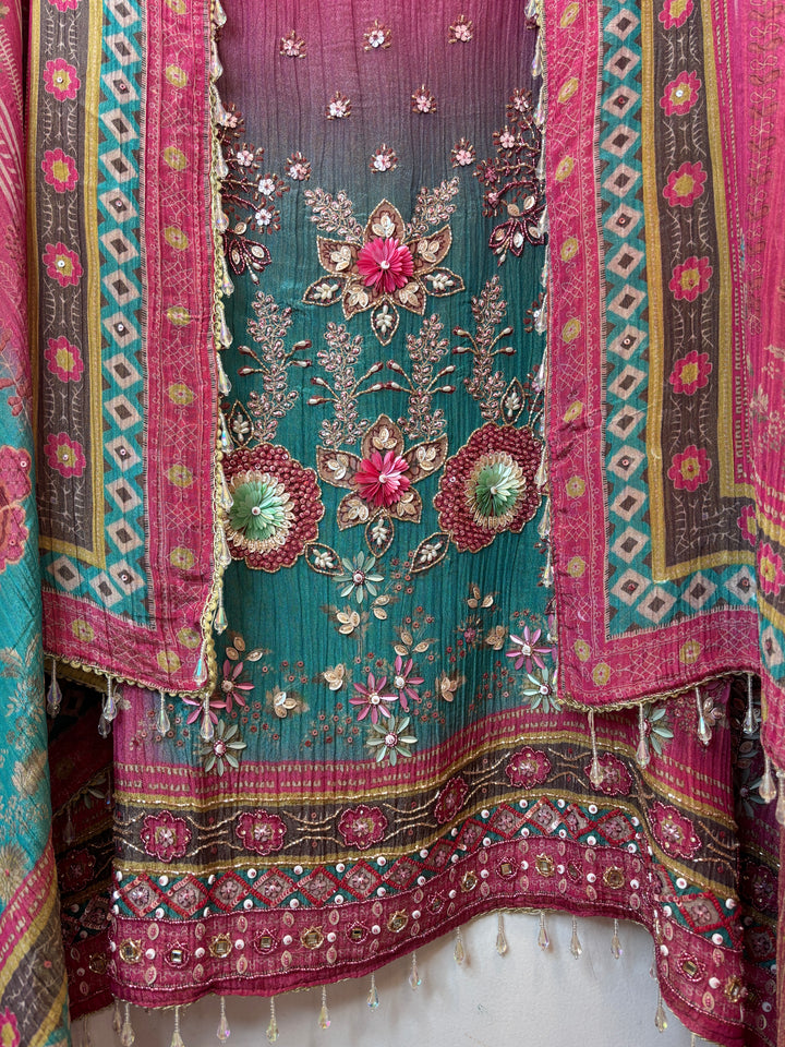Kundara – Pink Crushed Tissue 3D Kundan Suit