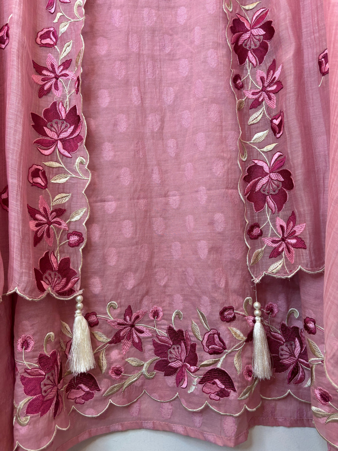 Zarmina – Pink Mul Cotton Thread Cutwork Suit