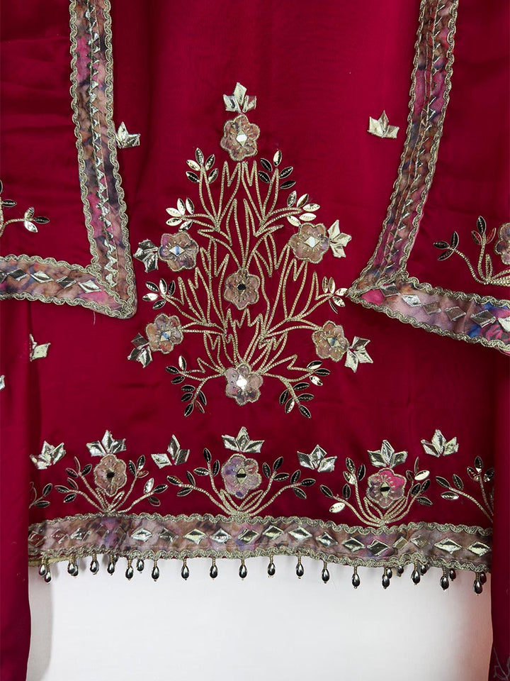 Crimson Grace – Unstitched Organza Gotta Ensemble
