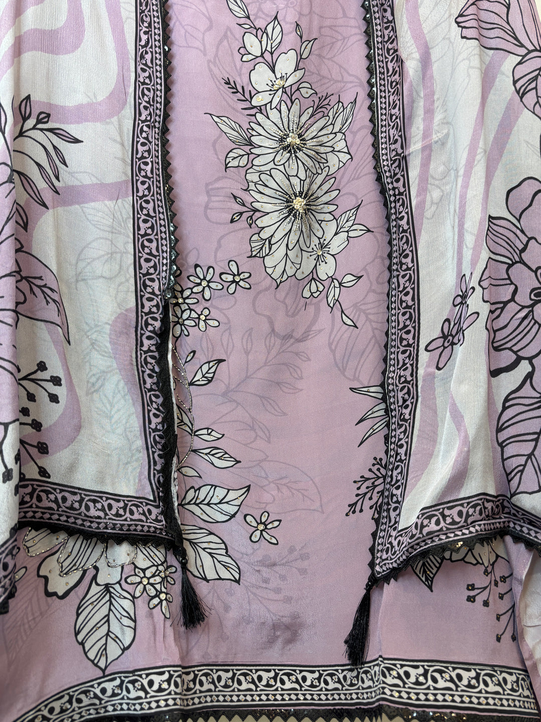 Zaylina – Pink Crepe Floral Handwork Suit