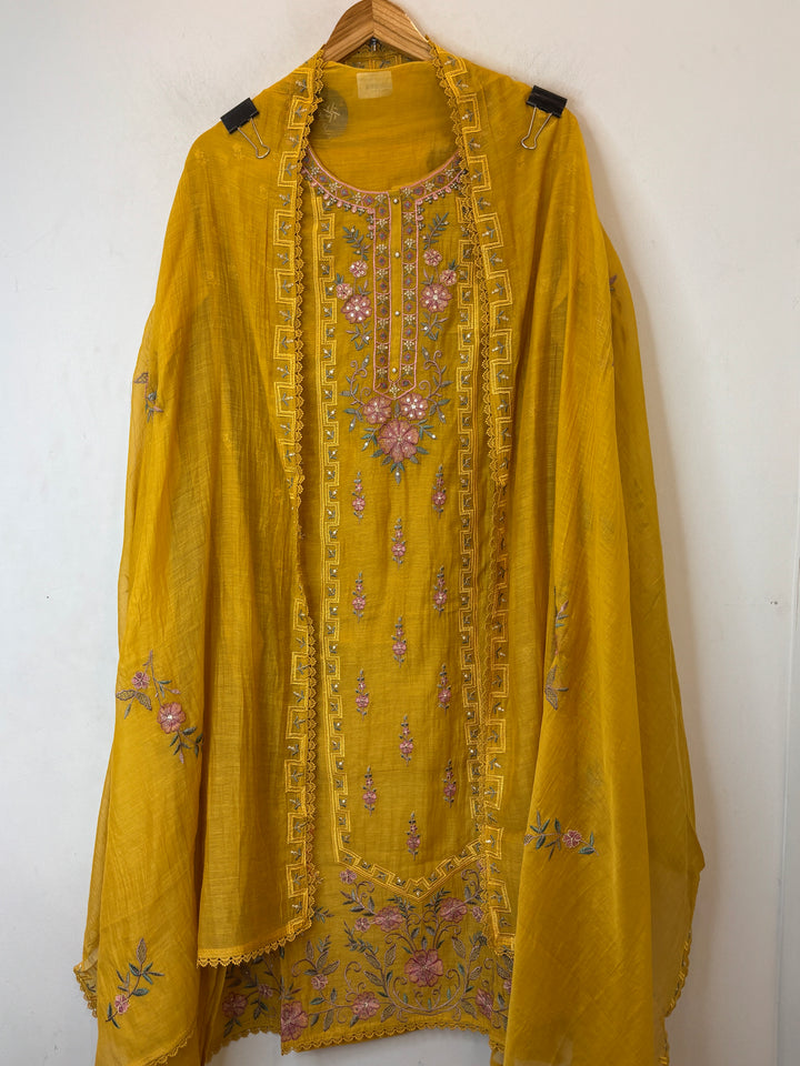 Zarvisha – Yellow Mul Cotton Zari Floral Suit