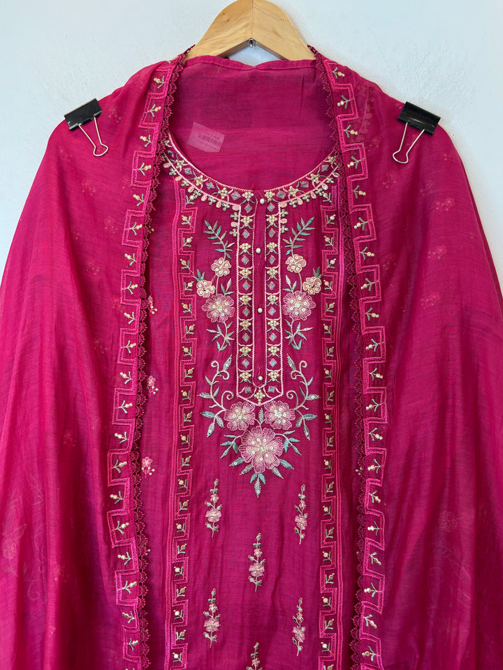 Zarvisha – Pink Mul Cotton Zari Floral Suit