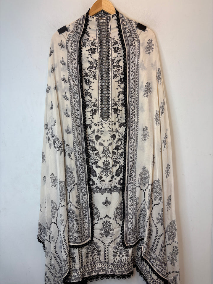 Pearlina – Beige Muslin Printed Pearl Suit