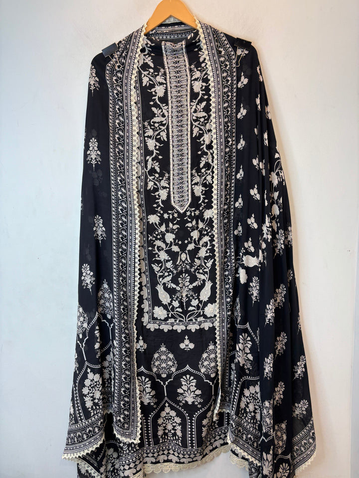 Pearlina – Black Muslin Printed Pearl Suit