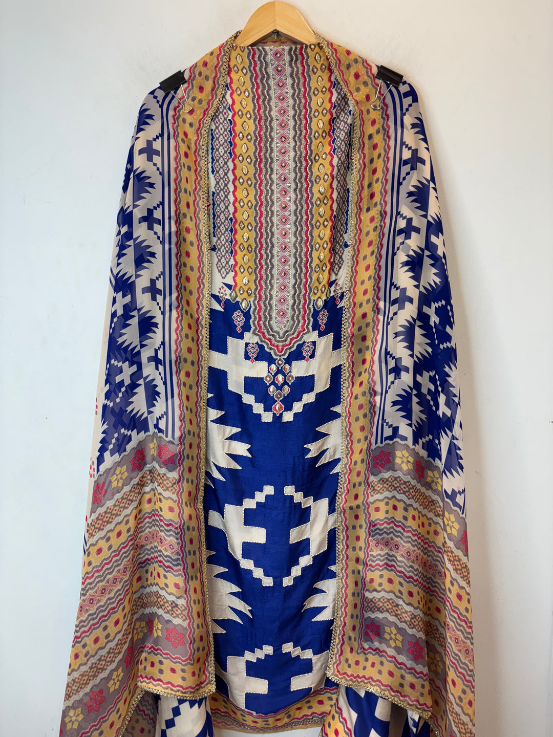 Opaline – Blue Opara Digital Pearl Suit