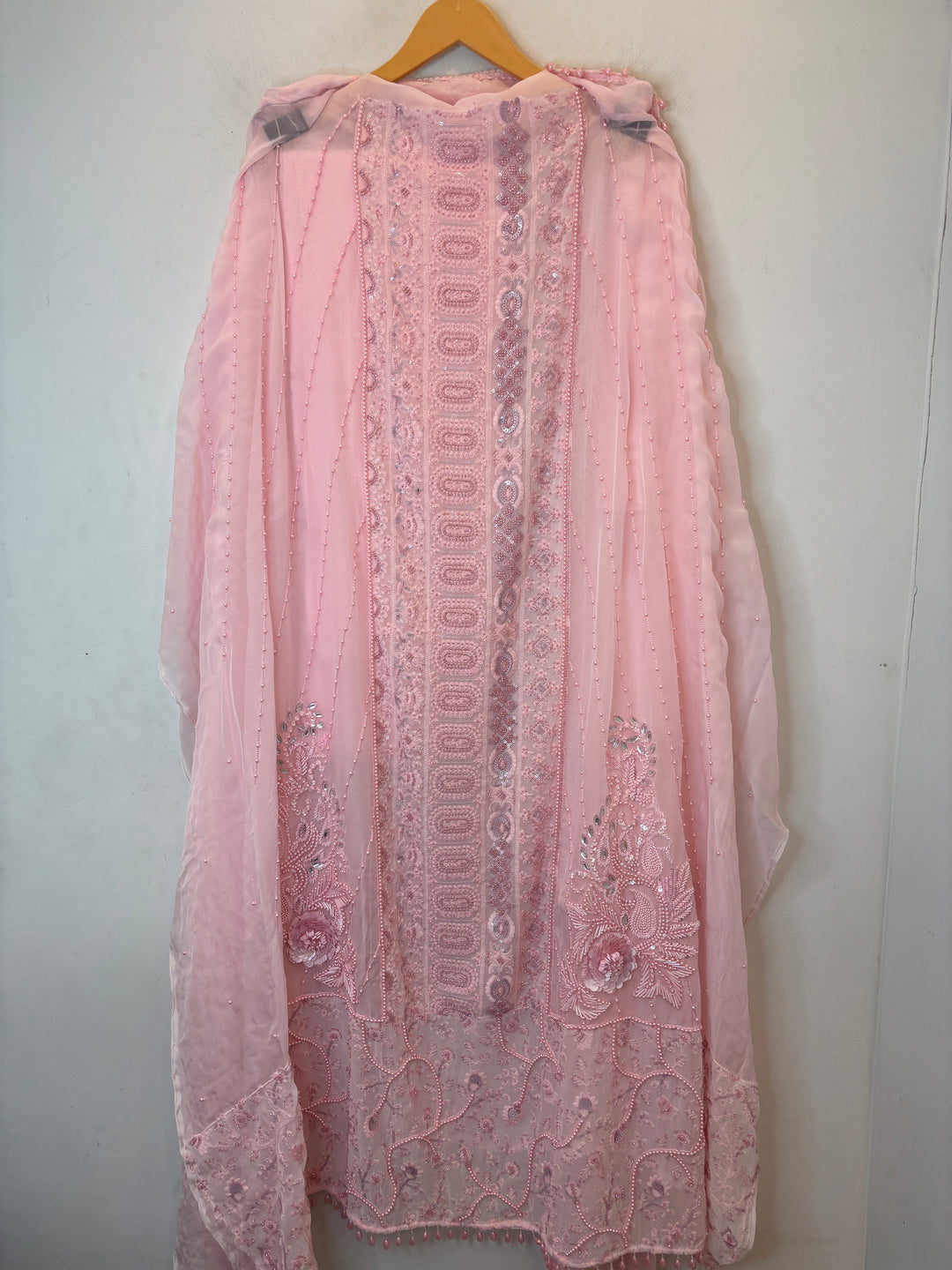 Zaylora – Pink Organza A-Line Handwork Suit