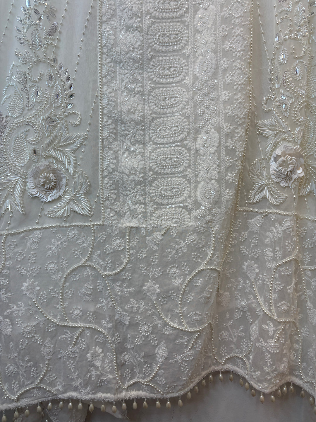 Zaylora – Off White Organza A-Line Handwork Suit