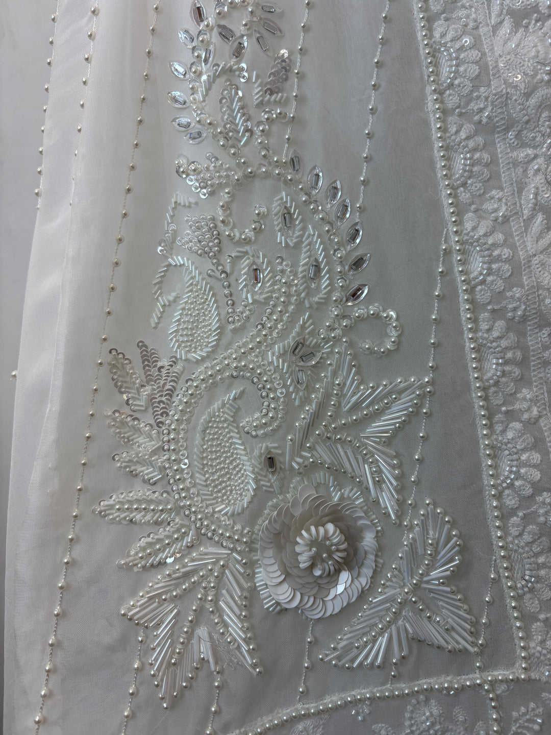 Zaylora – Off White Organza A-Line Handwork Suit