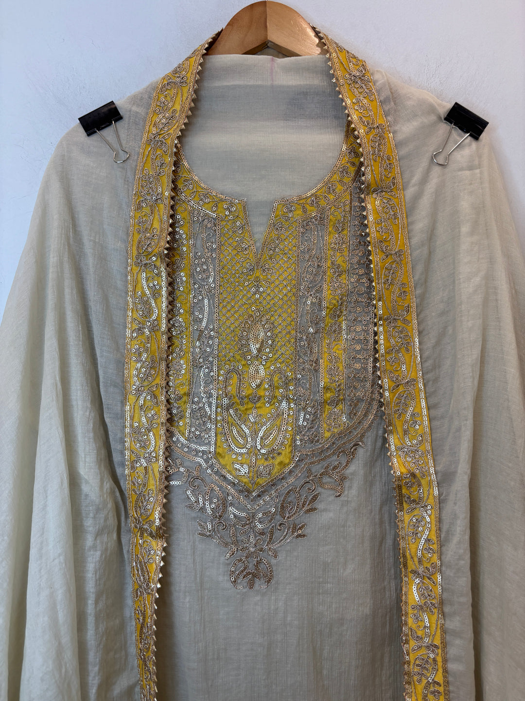 Zivika – Grey Mul Cotton Dori Lace Suit