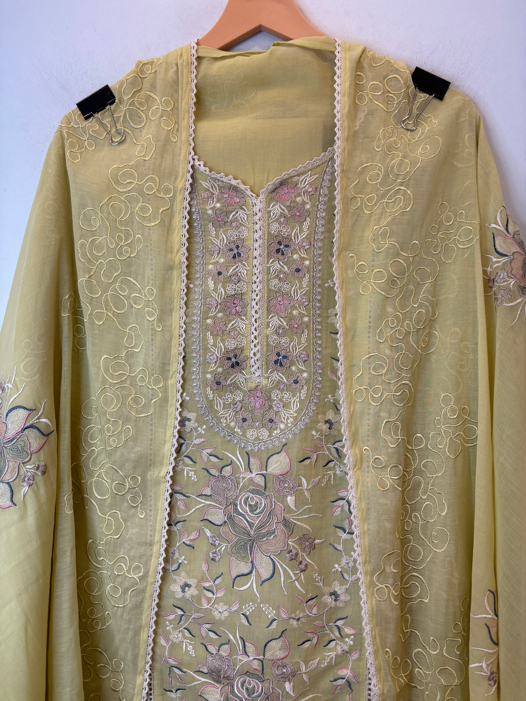 Zarvini – Yellow Mul Cotton Zari Floral Suit