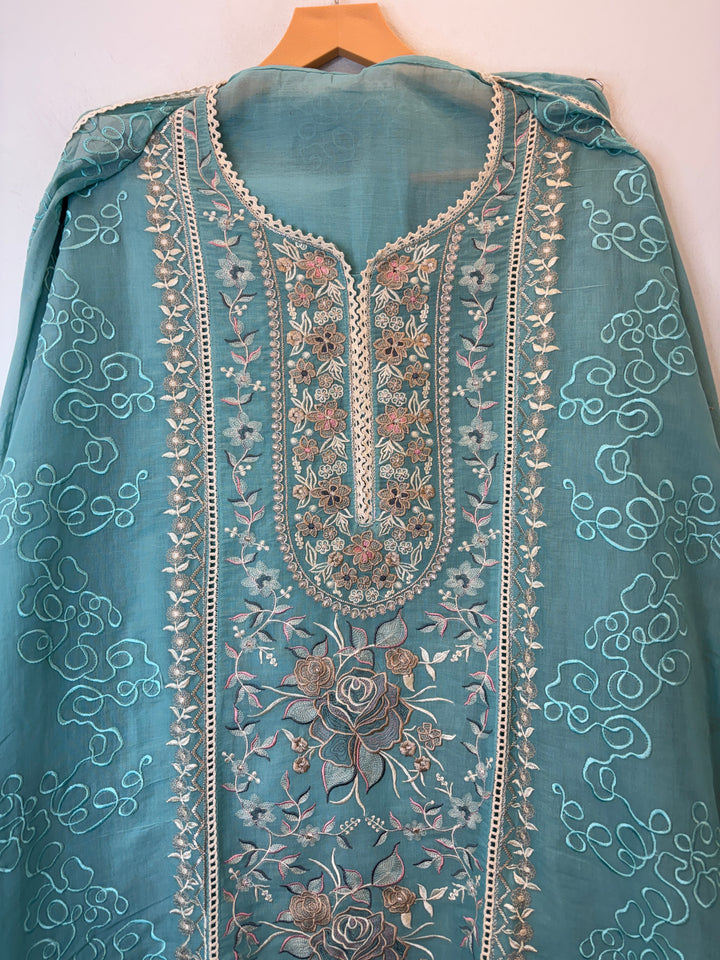 Zarvini – Blue Mul Cotton Zari Floral Suit