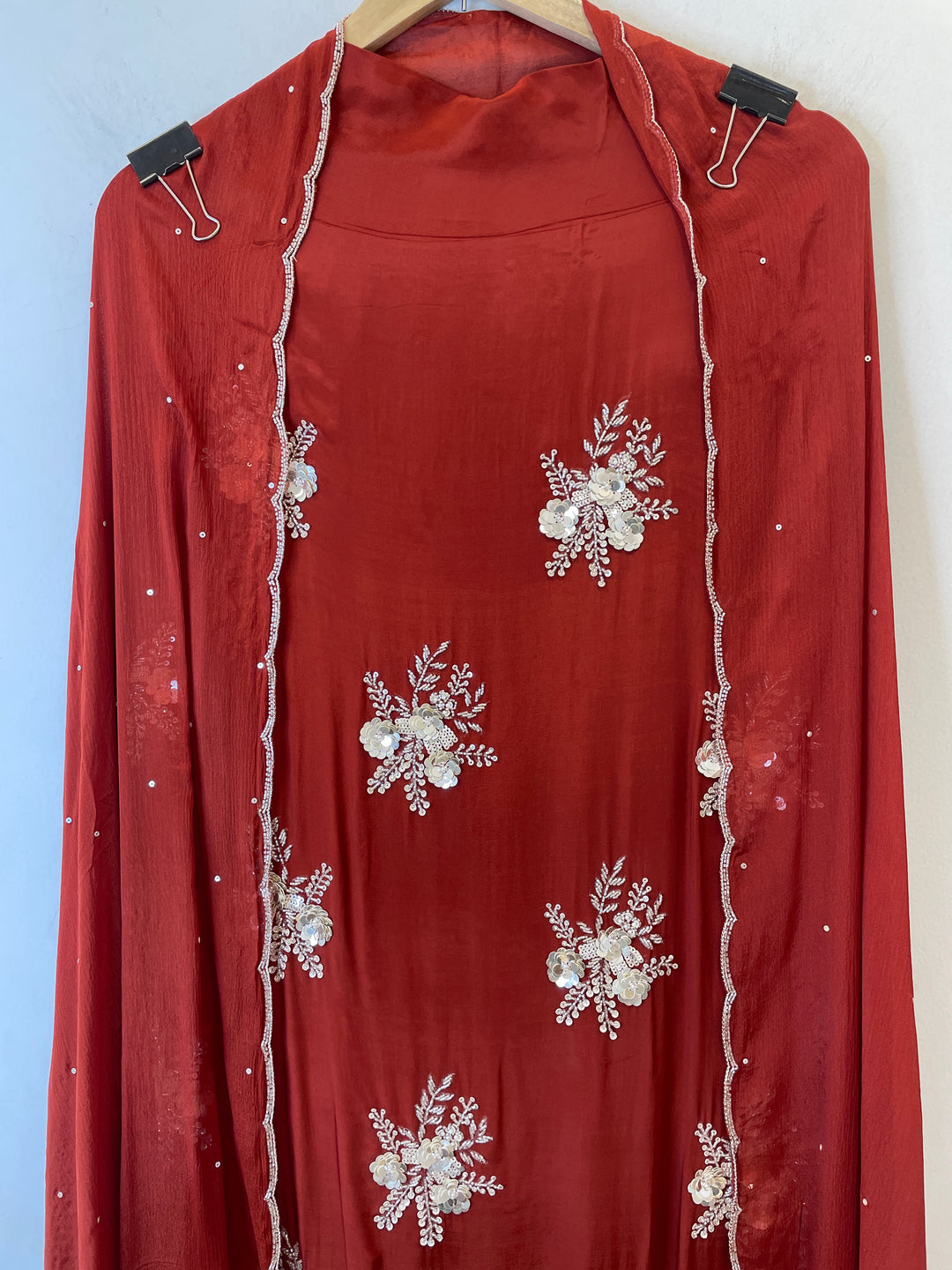 Neriah – Organza Suit with Pearl &amp; Cutdana Handwork