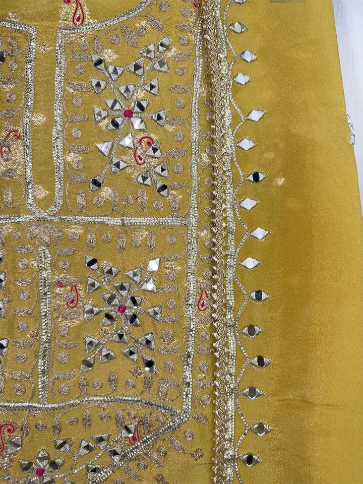 Sunehri – Banarsi Booti Tissue Suit
