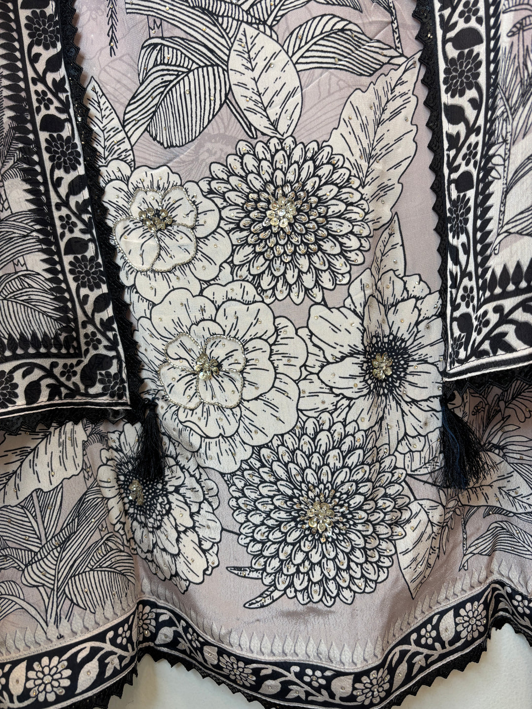 Zivara – Lilac Crepe Digital Cutdana Suit
