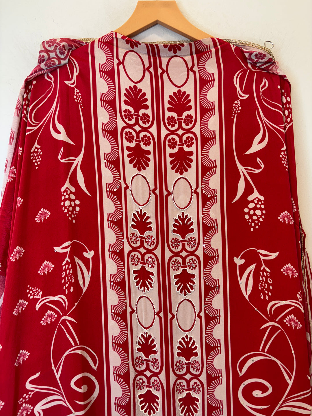 Zarela – Red Pure Crepe Pearl Print Suit