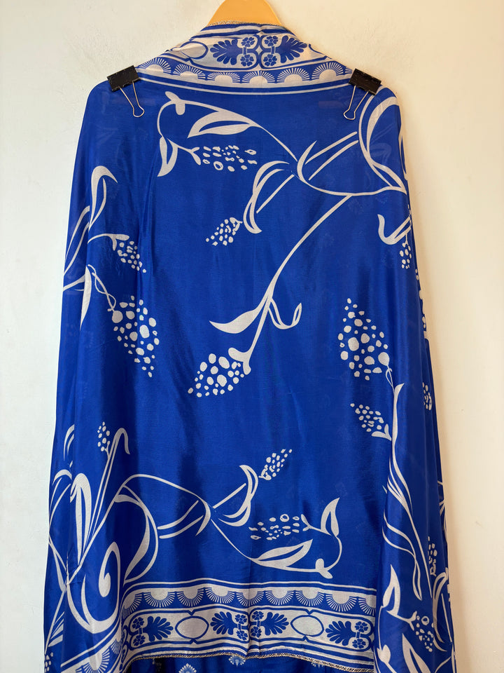 Zarela – Dark Blue Pure Crepe Pearl Print Suit