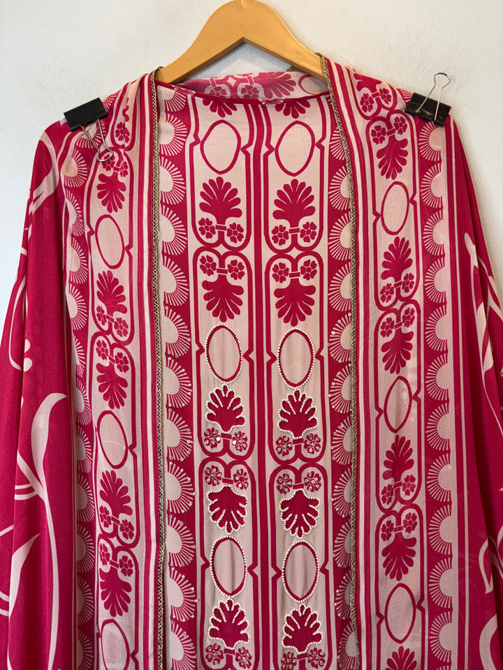 Zarela – Pink Pure Crepe Pearl Print Suit