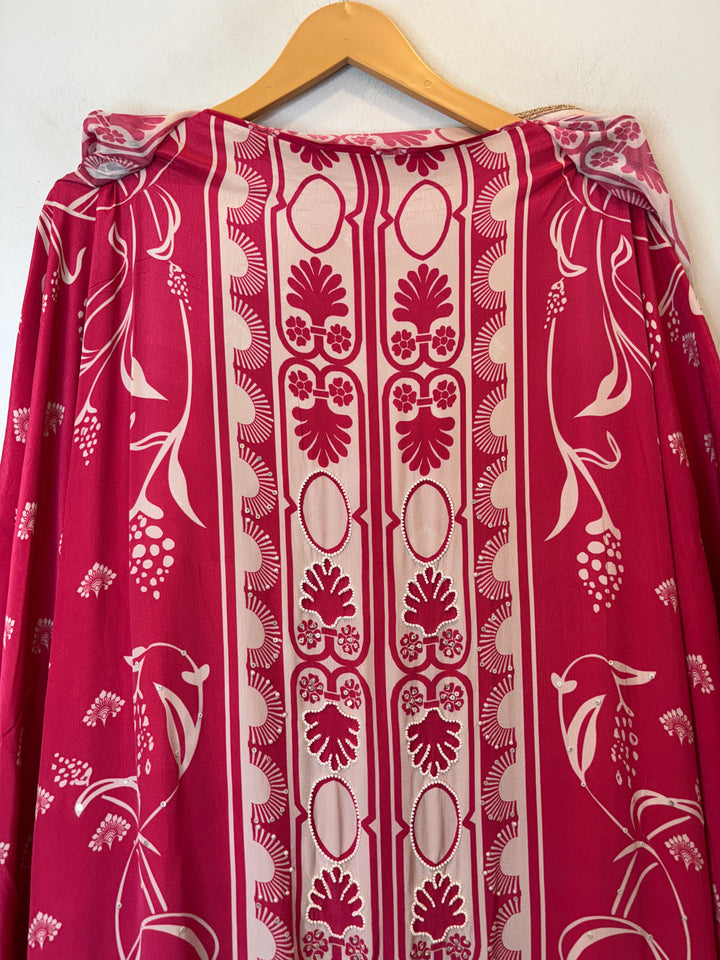 Zarela – Pink Pure Crepe Pearl Print Suit