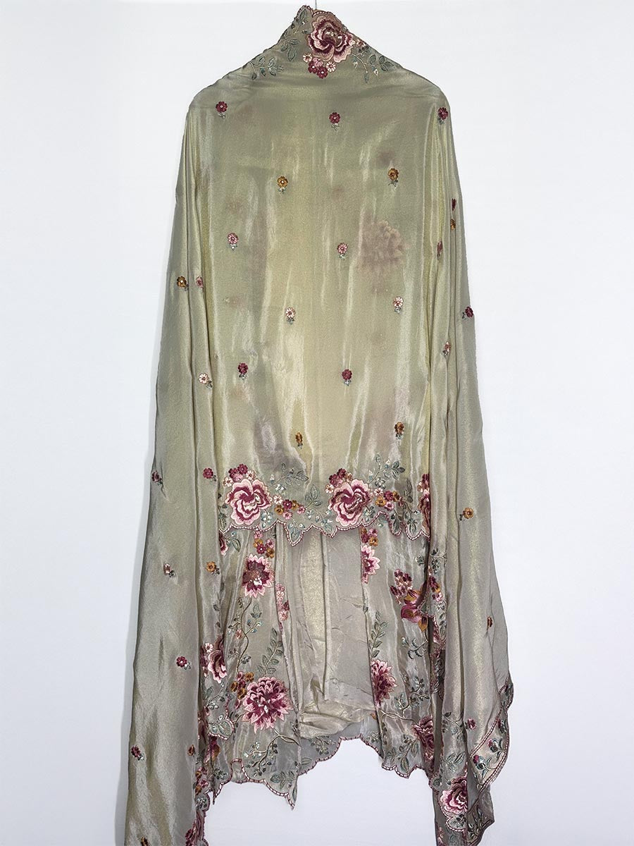 Zaria – Ivory Gold Embroidered Tissue Suit