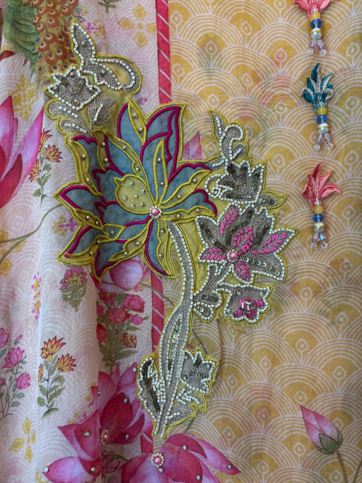 Zarmina – Yellow Organza Printed Tassel Suit