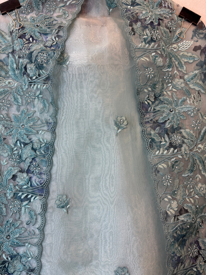 Zehvira – Sea Green Glass Tissue Embroidered Suit