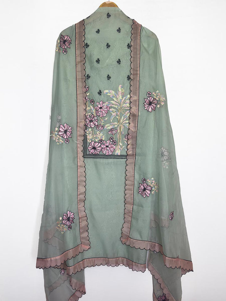 Nayab – Organza Embroidered Suit