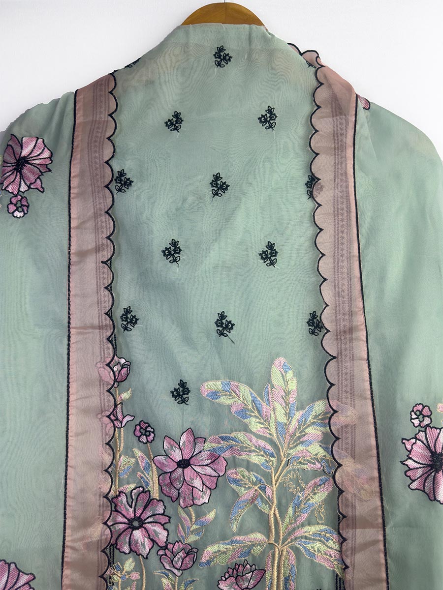 Nayab – Organza Embroidered Suit