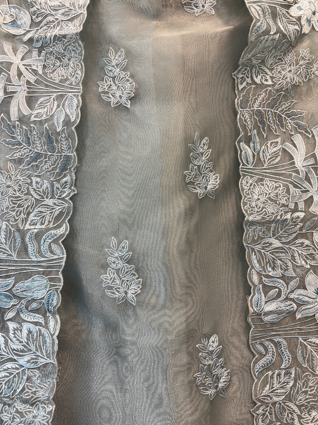 Zehvara – Glass Tissue Embroidered Suit
