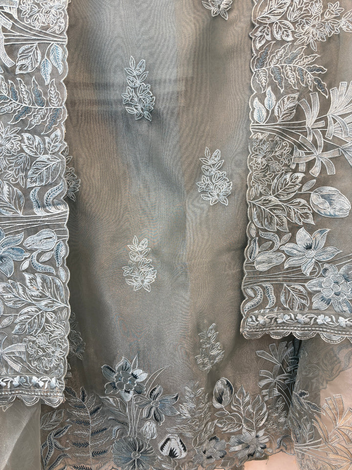 Zehvara – Glass Tissue Embroidered Suit