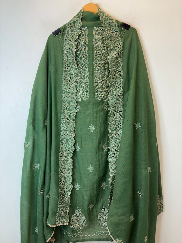 Zehira – Green Mul Cotton Cutwork Pearl Suit