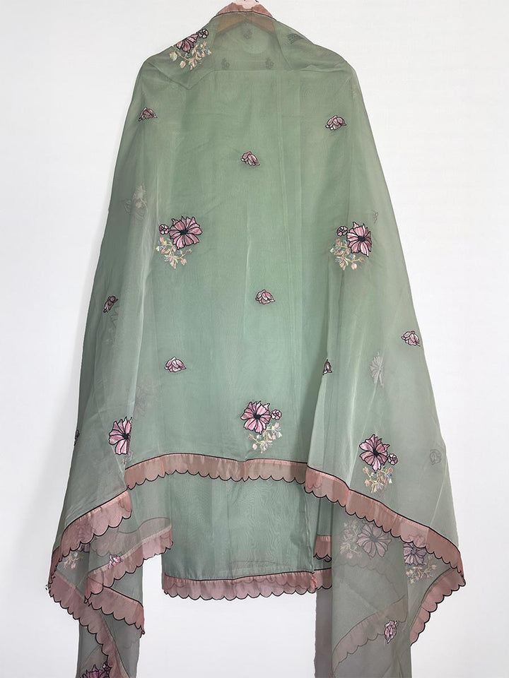 Nayab – Organza Embroidered Suit