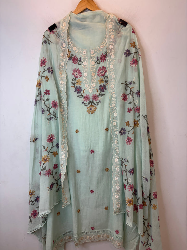 Zareeva – Green Mul Cotton Crochet Pearl Suit