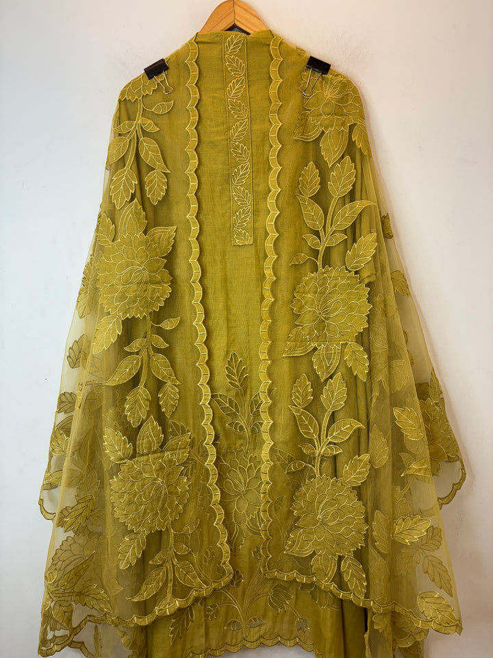 Applira – Yellow Mul Cotton Appliqué Suit