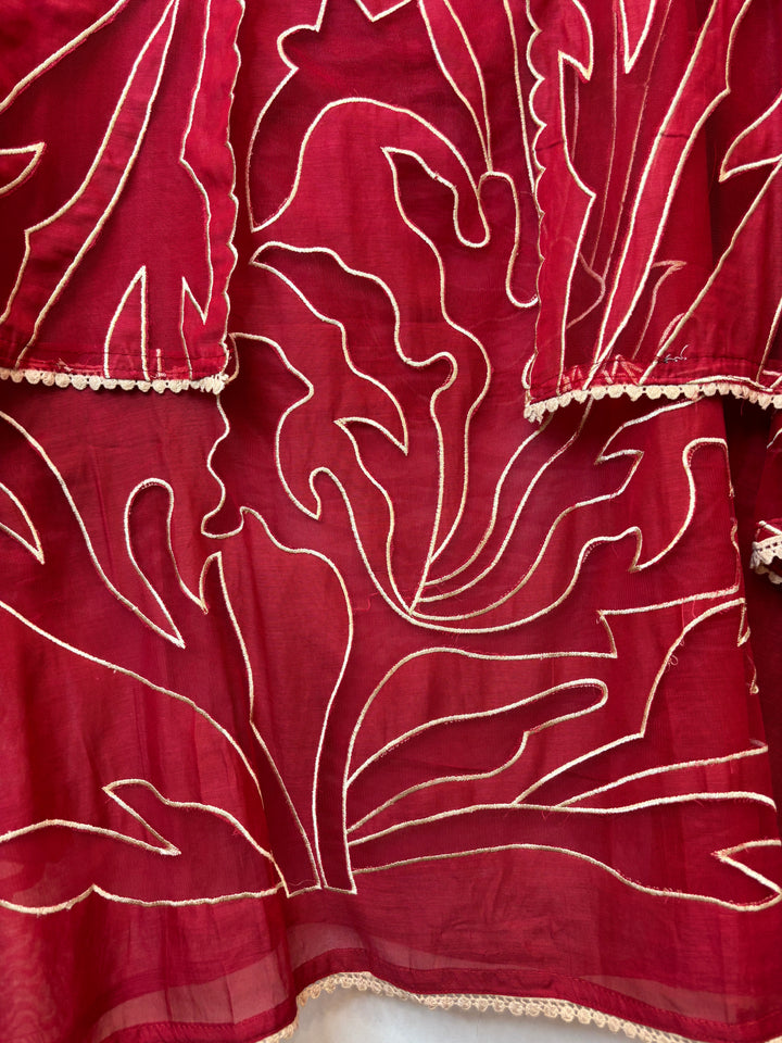Applira – Red Mul Cotton Net Appliqué Suit