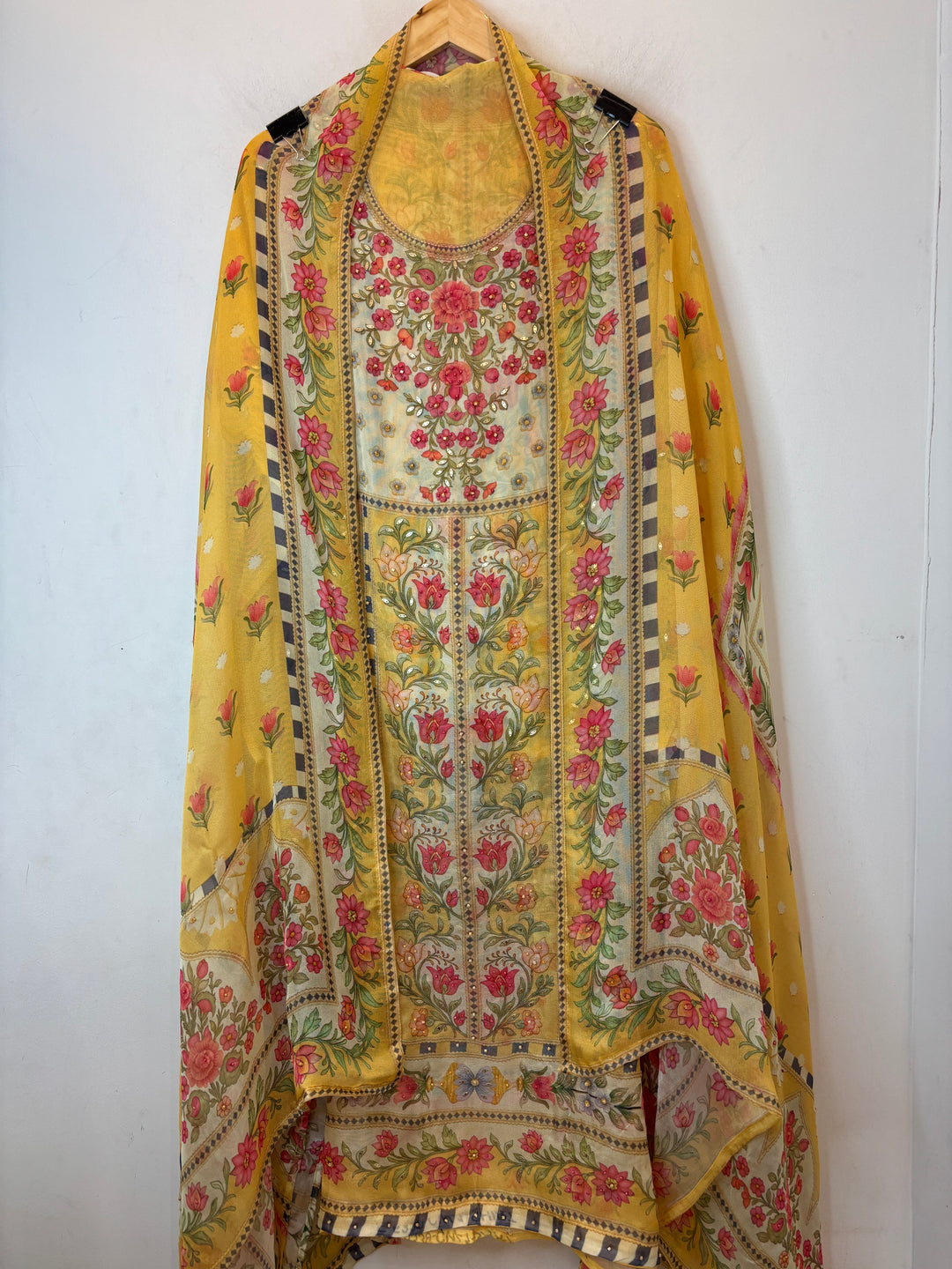 Zerina – Yellow Burberry Tissue Pearl Patch Suit