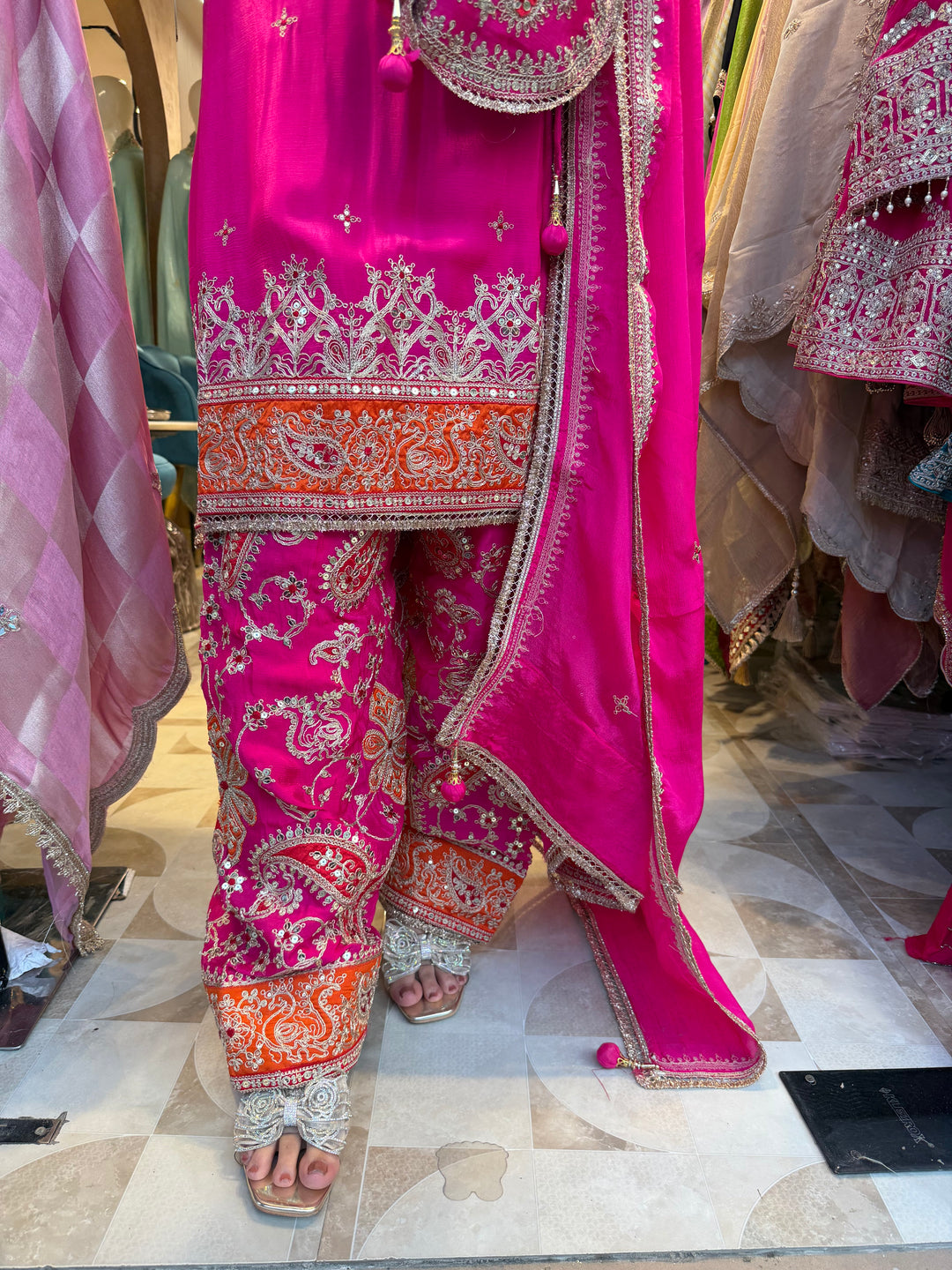 Hania – Rani Pink Chinon Dori &amp; Sequin Farshi Salwar Set